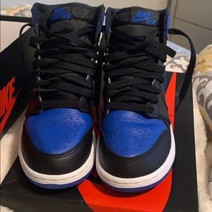 Royal Jordan 1s